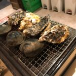 横浜みなとみらい 桜木町のカキ小屋で牡蠣を食べ放題！